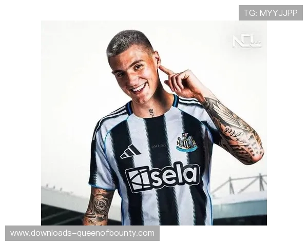 谢什科头球中柱，曼联错失绝杀机会